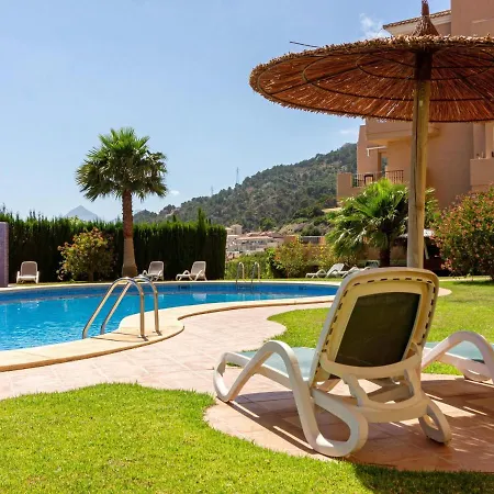 Nice Mediterranean Furnished In Altea דירה